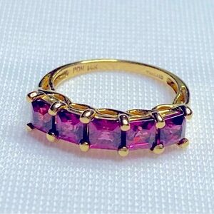 Vntg 14K Yellow Gold Multi Faceted 5 Garnet Gemstones Ring
